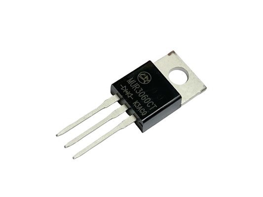 30A600V MUR3060CT TO-220AB 25ns Ultrasnelle herstelrectificatoren voor hoogfrequente circuits
